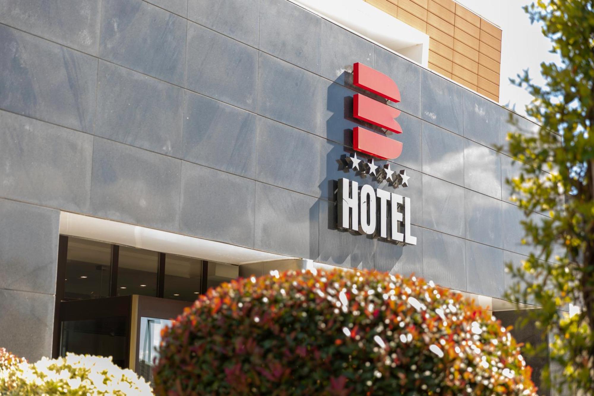 Bhotel Lagonegro Exterior photo